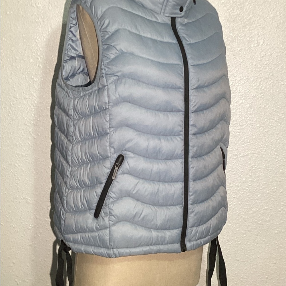 Bernardo blue puffy vest size large - Picture 5 of 11